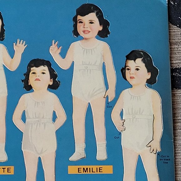 The Dionne Quintuplets Paper Dolls Book Unused - Picture 14 of 14